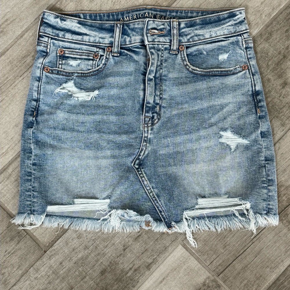 American Eagle Outfitters Women's Ripped Jean Skirt Super Stretch - Light Blue